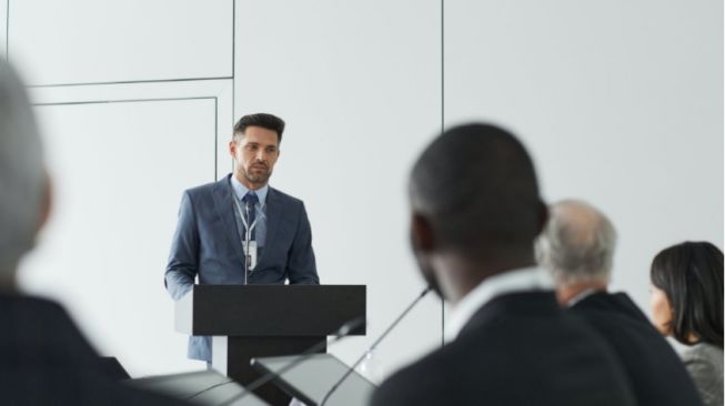 Cara Meningkatkan Keterampilan Public Speaking