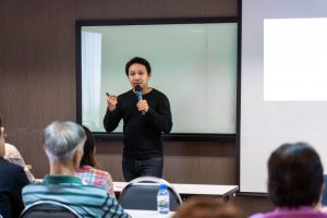 Cara Membangun Percaya Diri Berbicara di Depan Umum