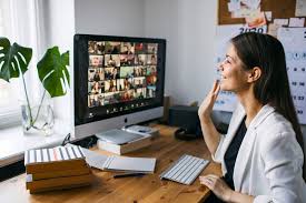 7 Tips Pede Berbicara di Depan Kamera Terutama Saat Meeting